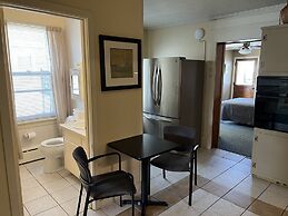 Simmons Motel