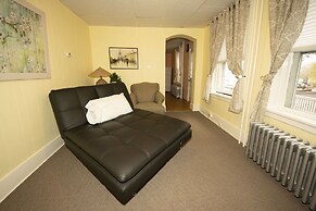 Simmons Motel