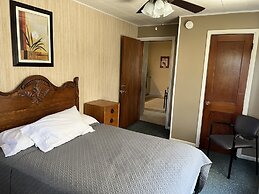 Simmons Motel