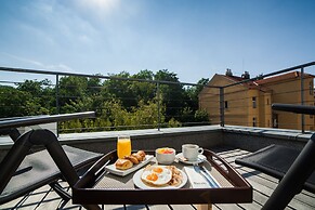 Occidental Praha Five