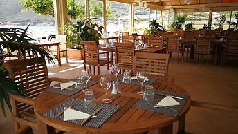 Hotel Marina di Lava