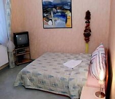 Guest House LT