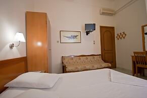 Hotel Lena