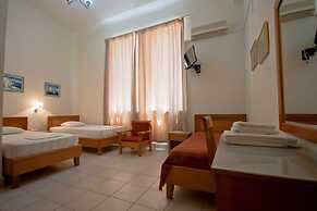 Hotel Lena