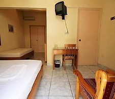 Hotel Lena