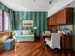 Numa Milan Camperio