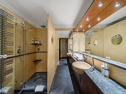 Numa Milan Camperio