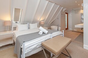Harbour House Hotel