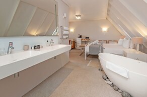 Harbour House Hotel