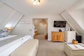 Harbour House Hotel