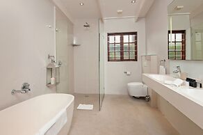 Harbour House Hotel