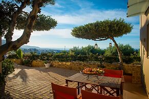 Notos Heights Hotel & Suites