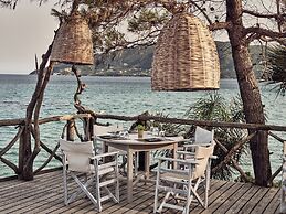 Gloria Maris Hotel Suites & Villas