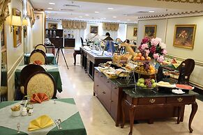 Habitat Hotel All Suites - Jeddah
