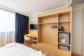 NEO Hotel