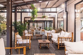 NEO Hotel