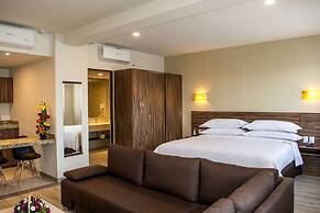 Hotel Crown Victoria