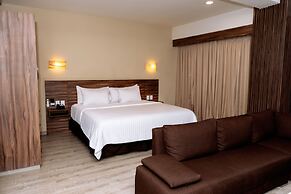 Hotel Crown Victoria