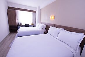 Hotel Crown Victoria