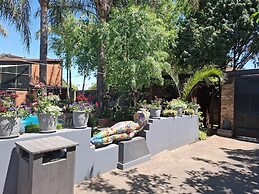 Sunrock Guesthouse