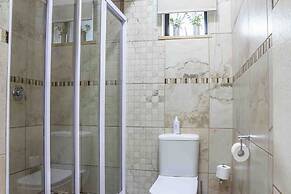 Sunrock Guesthouse