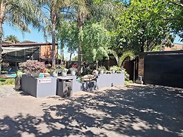 Sunrock Guesthouse
