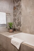 Sunrock Guesthouse