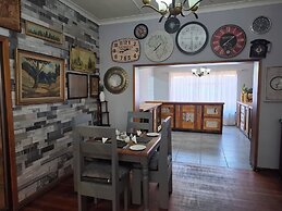 Sunrock Guesthouse
