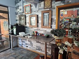 Sunrock Guesthouse