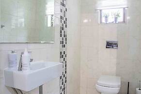 Sunrock Guesthouse