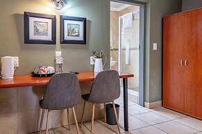 Sunrock Guesthouse