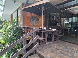 Sunrock Guesthouse