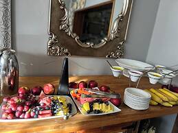 Sunrock Guesthouse