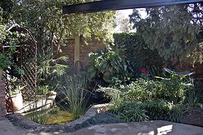Sunrock Guesthouse