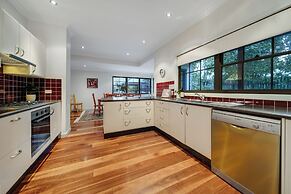 Whispering Pines Cottages