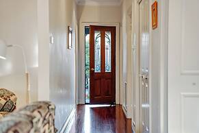 Whispering Pines Cottages