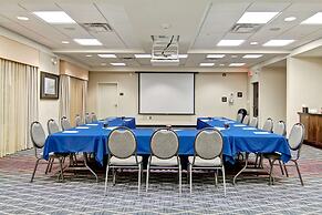 Hampton Inn & Suites by Hilton Red Deer