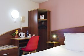 Comfort Hotel Etampes