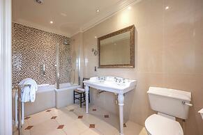 Greywalls Hotel and Chez Roux