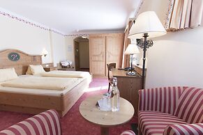Resl Resort