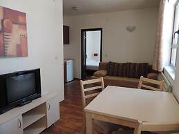 Gondola Apartments & Suites