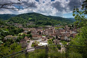 Hotel Deybach
