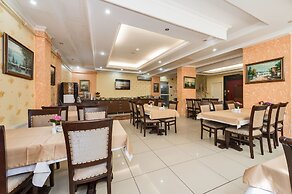 May Hotel