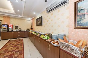 May Hotel