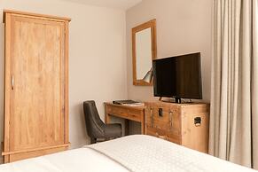 Stonehouse Court Hotel