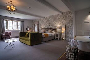 Stonehouse Court Hotel