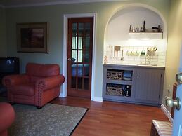 Woodside Inn