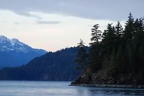 Woodside Inn
