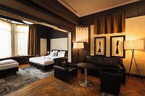 Hotel Orion