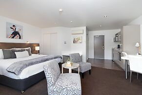 Century Park Motor Lodge